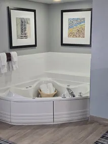 AmericInn by Wyndham Sturgeon Bay - Salle de bain