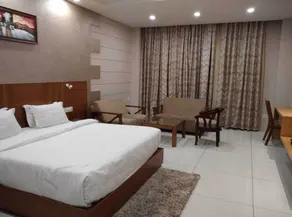 Hotel Royal Hillton ,Paonta Sahib - Chambre