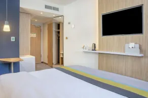 Holiday Inn Express Karlsruhe - City Park by IHG - Room