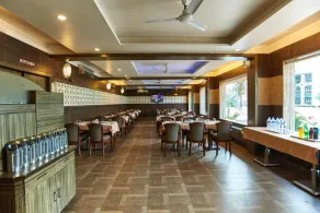 Hotel Ganpati Palace - Restaurant