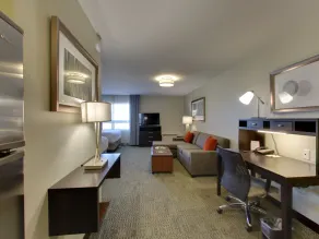 Staybridge Suites Madison - Fitchburg by IHG - Habitación