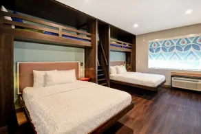 Tru by Hilton Pigeon Forge, TN - Chambre