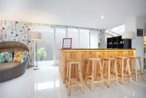 RedDoorz Plus at Riverside Malang - Hall