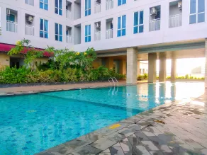 Modern and Comfy Studio Apartment Grand Dhika City By Travelio - Pool