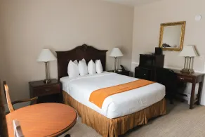 Historic Santa Maria Inn - Zimmer