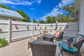 Patio & Gas Grill: Charming Bluffton Escape! - Interiør