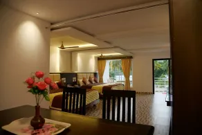 Orchard Valley Resort - Living area