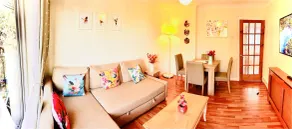 Apple Perch 2BR Flat - Free Parking - Zona de estar del vestíbulo