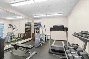 Clarion Inn Cranberry Township - Salle de remise en forme