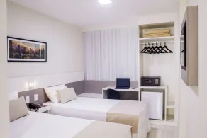 Trip Hotel Ubá - perto da Faculdade OZANAM COELHO e Eventos HORTO FLORESTAL - Vue de la chambre
