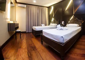 Vigan Plaza Hotel - Room