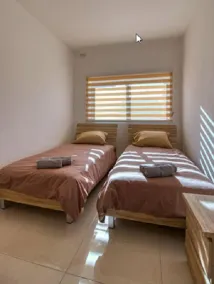 Julian's Apartments - Room