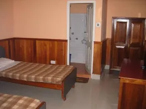 Hotel Sonam Delek Gangtok Near MG Marg With Mountain View - Rom