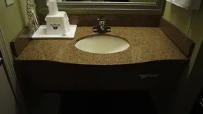 Americas Best Value Inn St. Louis Downtown - Bathroom
