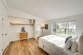 Lakefront Mount Vernon Home w/ Private Dock! - Interiør