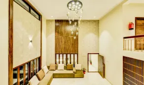Itsy Hotels Mirra - Lobby