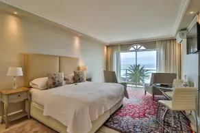 Hermanus Beachfront Lodge - Værelse
