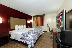 Red Roof Inn Columbus, MS - Zimmer