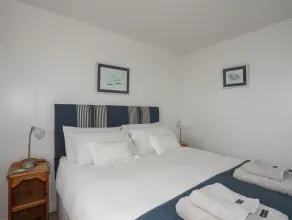Allt y Mor - Room