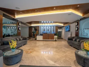 GRAND ONE TOWER - Reception