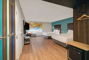 Tru By Hilton Gaylord, MI - Chambre