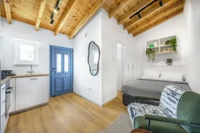 Olga Apt 4- Lovely Studio on Ground Floor - Room