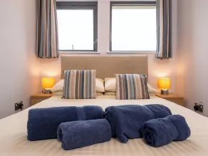 Harbour Stays - The Marine Centre, Saundersfoot Harbour, SA69 9HE - Room