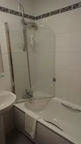 The Gilvenbank Hotel - Bathroom
