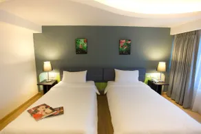 Grand Tower Inn Sathorn Hotel - Vue de la chambre