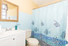 Toque al Atlantico Family Inn - Bathroom