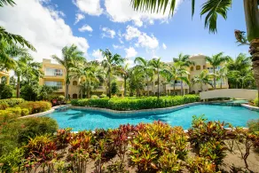 The Hamilton Beach Villas & Spa - Piscina