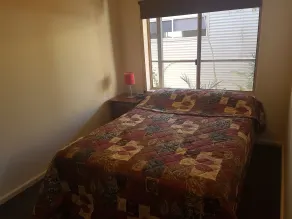 Bentley Waterfront Motel & Cottages - Chambre