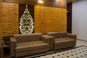Fabhotel Prime Midtown - Coin salon dans le hall