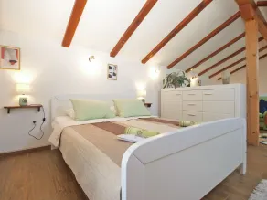 House 1708 - Room