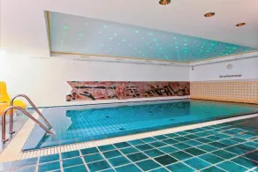 Hotel Appartement Landhaus Stutzi - Hotel Strandperle - Piscina