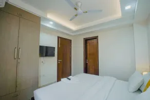 Lime Tree Hotel Golf Course Extension Nearby Grand Hyatt Gurgaon - Camera