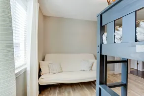 Lakefront Ozark Condo w/ Spacious Balcony! - Innvendig