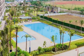 Elegant And Strategic 2Br Sky House Bsd Apartment - Pool