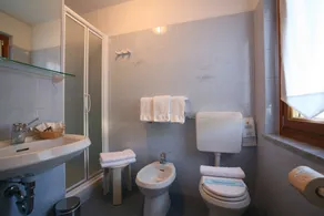 Hotel Ruitor - Bathroom