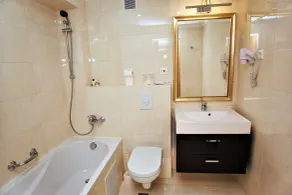Mercure Chisinau Center Jazz Hotel - Bathroom