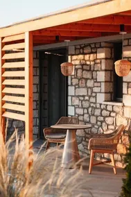 Trinity Design Suites - Rom