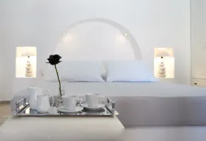 Black Rose Beach Suites - Quarto