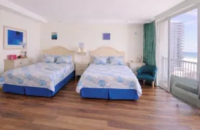Oceanfront Condo at Daytona beach  - Zimmer