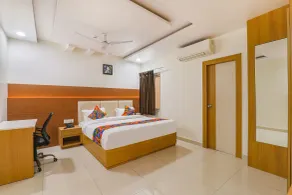 Fabhotel Ananda Inn - Room