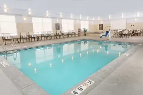 Homewood Suites by Hilton West Fargo Sanford Medical Center - Piscina