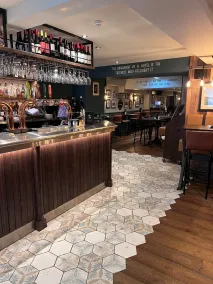 The Law - Restaurante