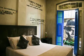  Modernistas Hospedagem e Arte - Camera