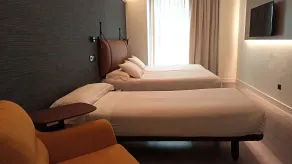 Suites Viena Plaza de España - Chambre