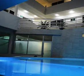 Hotel RV - Piscina