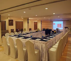 Hotel Ashok Palace - Restaurant